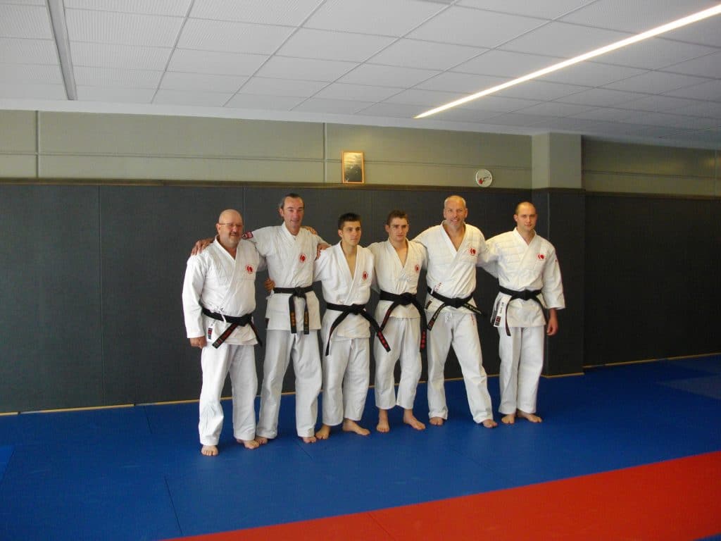 Passage de grade en 2016 de nouvelle ceinture noire au dojo de Nippon Kempo de Baccarat