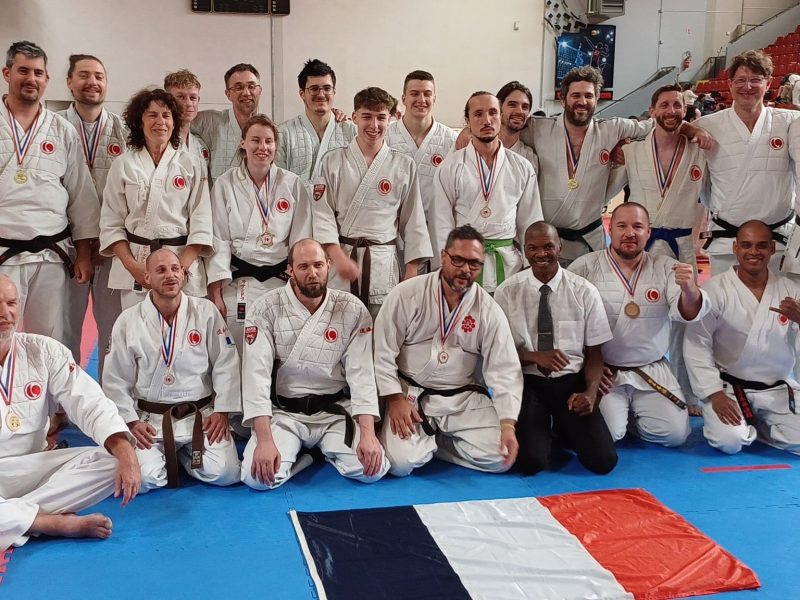 Compétiteur français participant au tournoi international de Nippon Kempo en France 2025