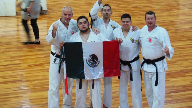 Hervé Valentin avec l'équipe mexicaine