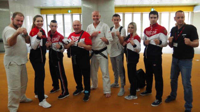 Hervé Valentin avec l'équipe de Nippon Kempo Russe