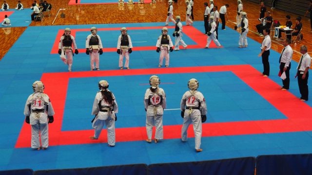 Combattantes japonaises de Nippon Kempo à Osaka en 2017