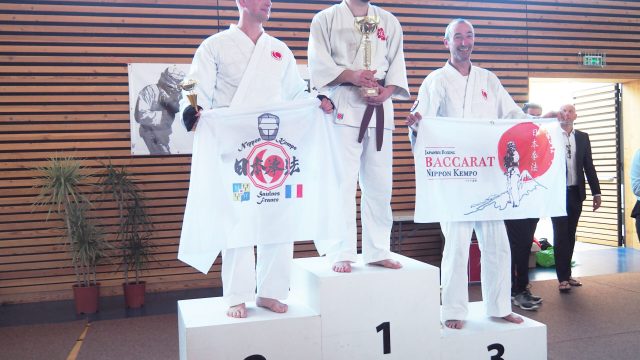 podium adultes 10ième tournoi de Nippon Kempo à Baccarat