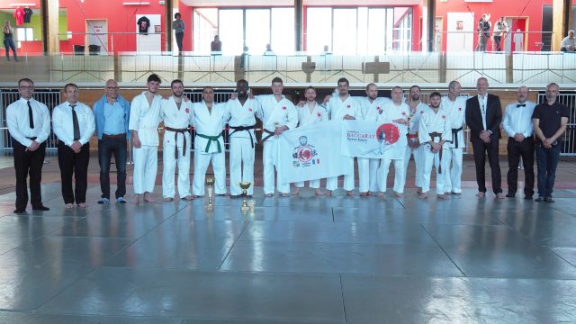 Photos des combattants et dirigeants de dojo de Nippon Kempo