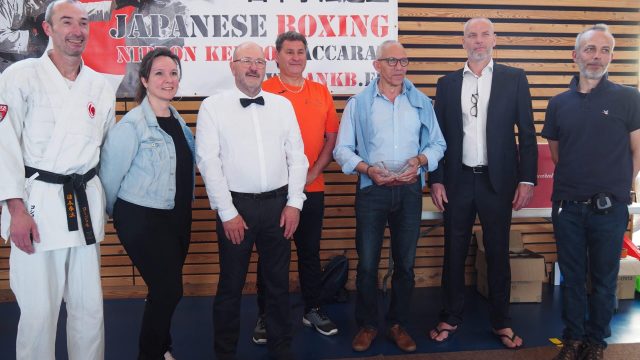 Photo avec Ali Zoubiri et les représentants de l' OMS de Baccarat