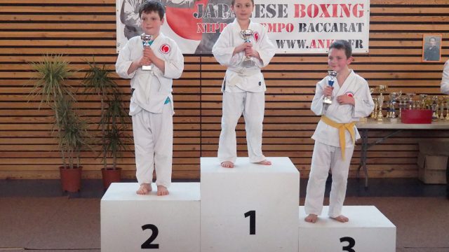 Podium enfants Nippon Kempo 10ième tournoi de Baccarat