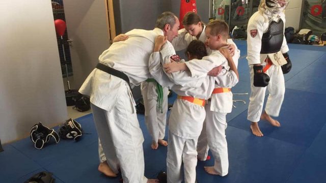 Cri de guerre des enfants du dojo de Baccarat